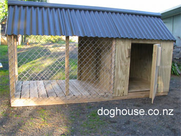 Dog House - outdoor meduim dog kennel Auckland